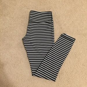 Small Full Length Black and White Striped Leggings